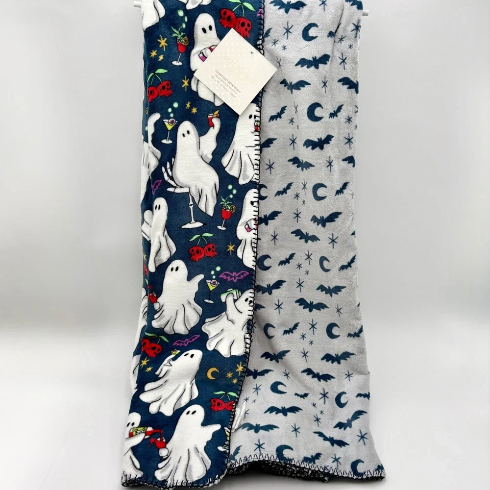 Isaac Mizrahi‎ HALLOWEEN Ghosts Booze Reversible Throw Blanket Spooky Decor Soft
